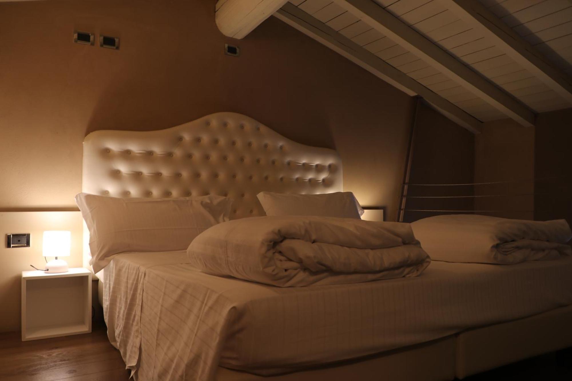 Villa Borgo Santa Giulia Corte Franca Esterno foto