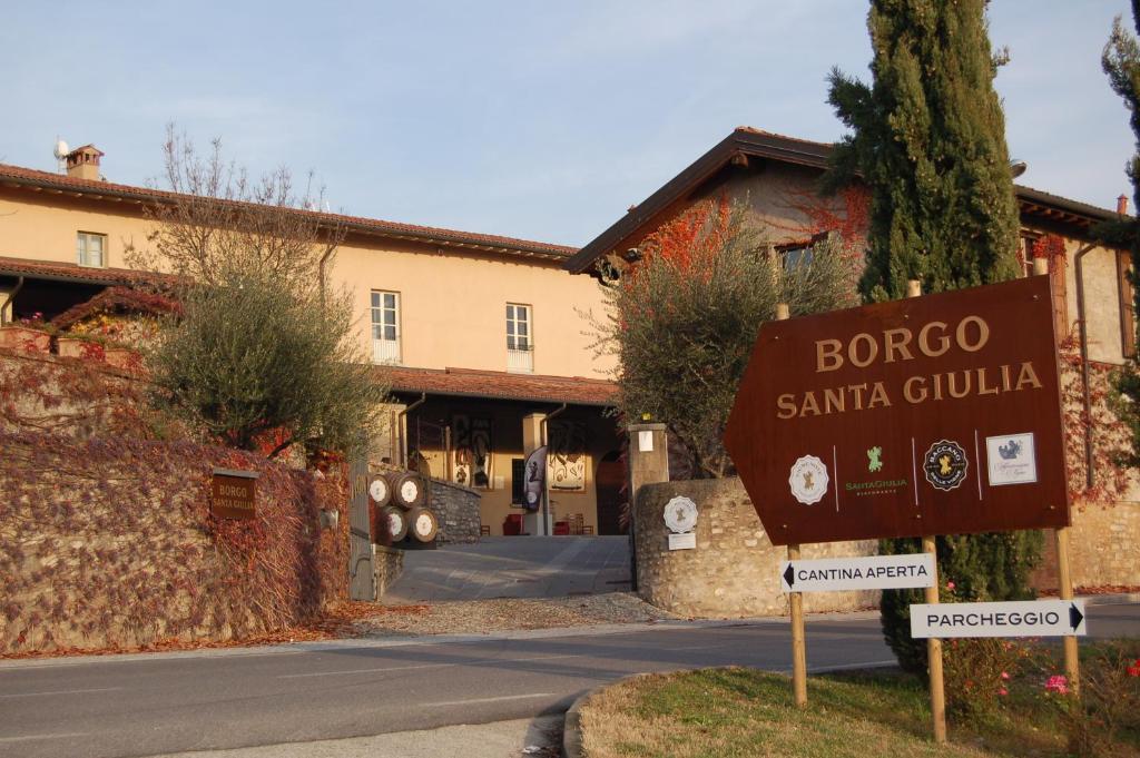 Villa Borgo Santa Giulia Corte Franca Esterno foto